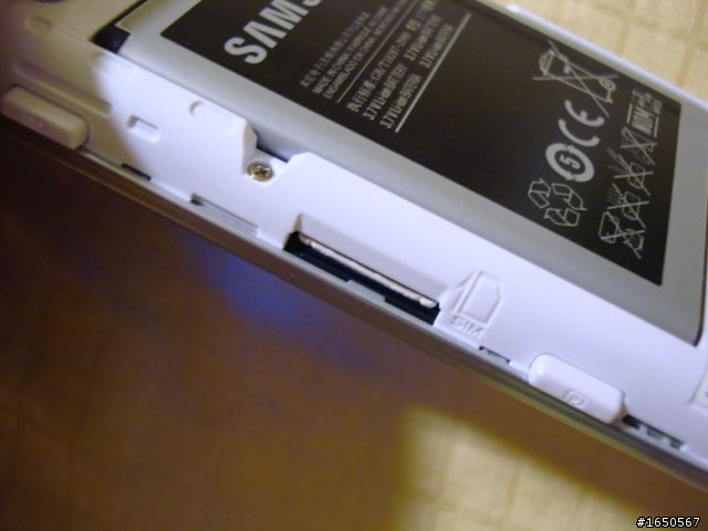 i5700開箱，萬元以下android手機選擇