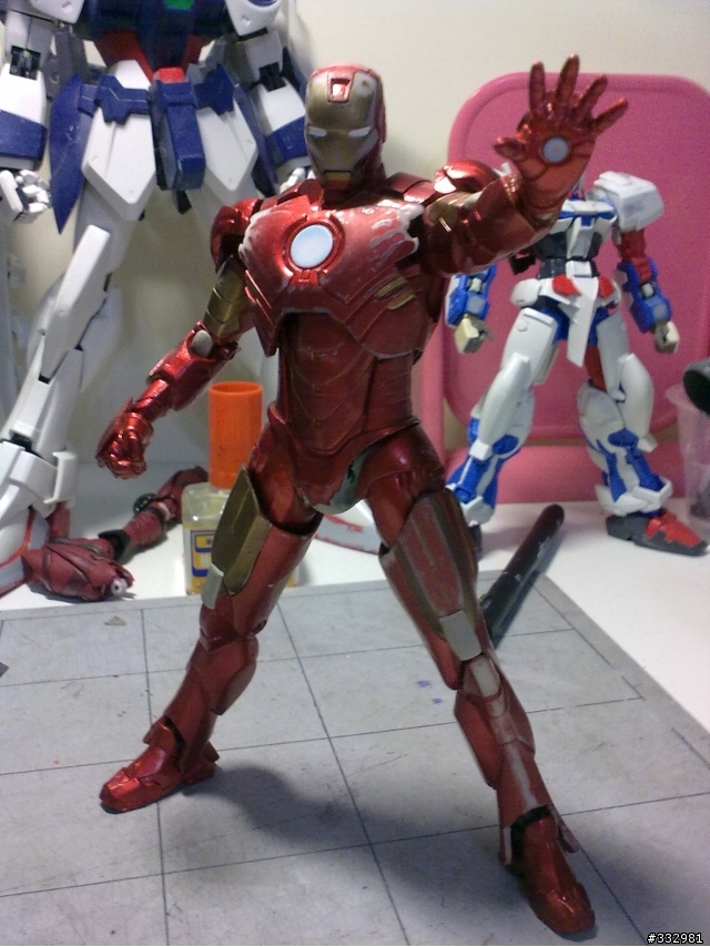 打造8吋的hot toys - MARVEL Select IRONMAN Mark IV