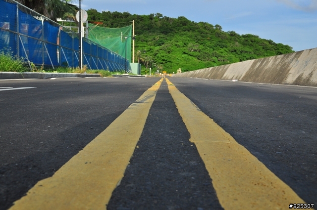 單眼新手~D5000+18-105~第一次PO圖~請多指教~謝謝^^"