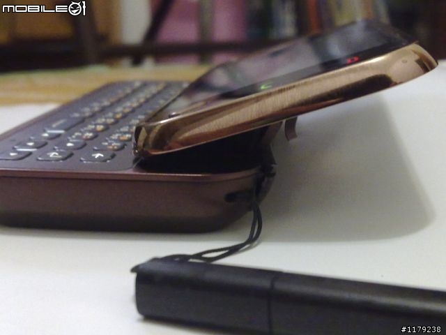 (N97mini) 彎道 我就是金探號!!