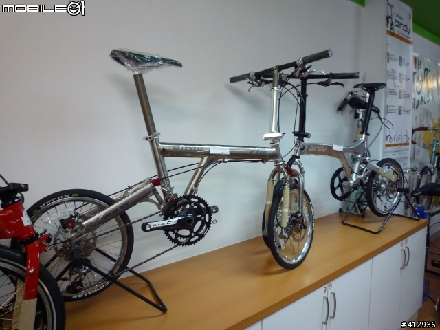 [開箱] BROMPTON Titanium 2010年式 蘋果綠 客製P把鈦布! 鈦布vs鈦鳥大比拼~