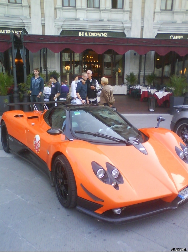 Zonda趴~哪來這麼多的Pagani Zonda啊~連全球限量五台的Zonda Cinque Roadster也有??