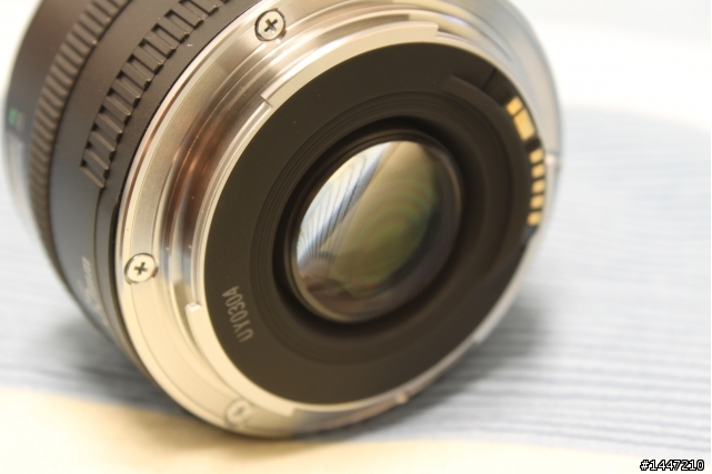 [超簡陋開箱]今天購入的canon 35mm f2