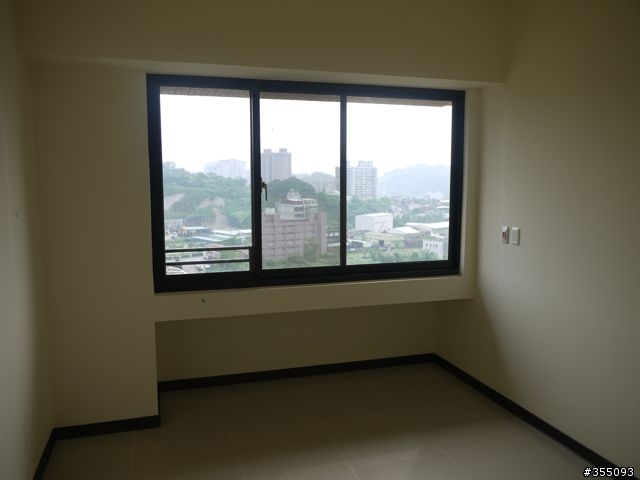 汐止新成屋, 想尋找統包商..(附加室內實景照片)