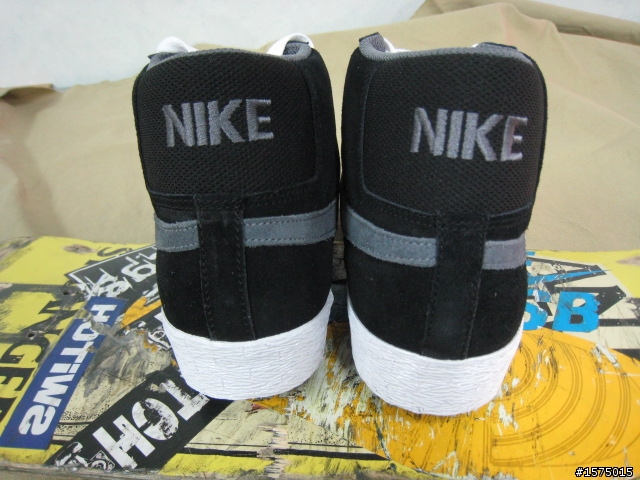 ~ NIKE SB 開箱文 ~ BLAZER SB 黑灰百搭基本配色