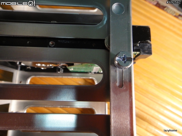 [開箱] 聯力 入門機殼 PC-9F