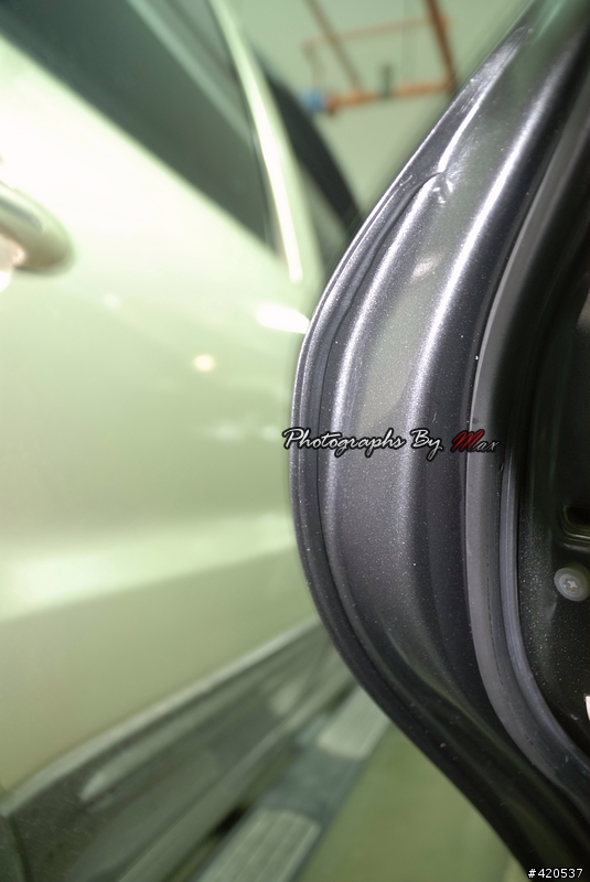 Altis 回廠施作密封膠前後照片