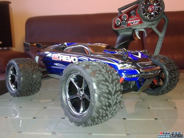 Traxxas 1/16 E-Revo 4WD 2.4GHz RTR