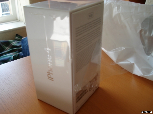 UK Unlock Iphone 4 - 16G & 32G 英國機無鎖板