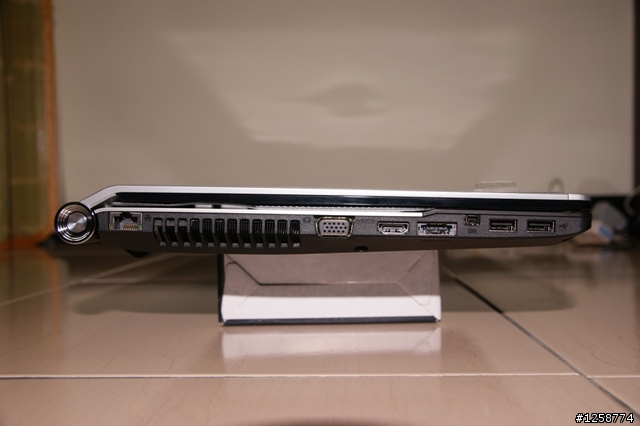 [開箱] 傳說中的影音高規格機－『Acer Aspire 5943G』