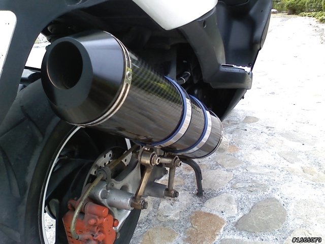 身騎白鯊RS21-150EFi持續改裝中 感謝家族車友提供協助