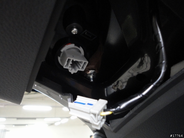 『開箱』News Mazda3 Speed尾翼