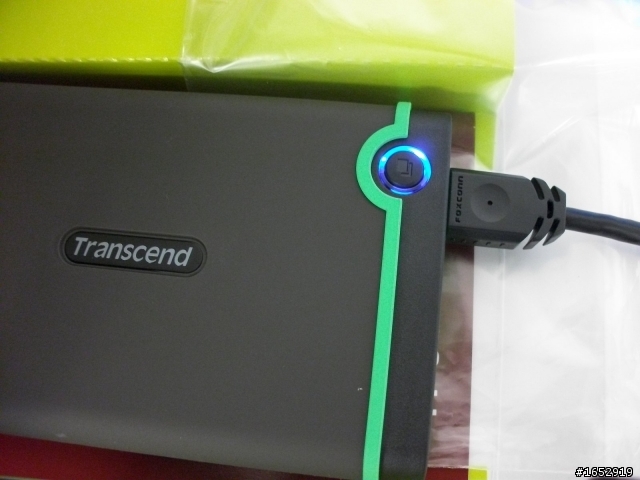 [分享] 開箱文_創見USB3.0 640GB 2.5吋 防震外接式硬碟 + USB3.0轉卡