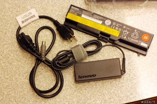 [開箱囉] LENOVO SL410 優秀血統,穩定好用!!