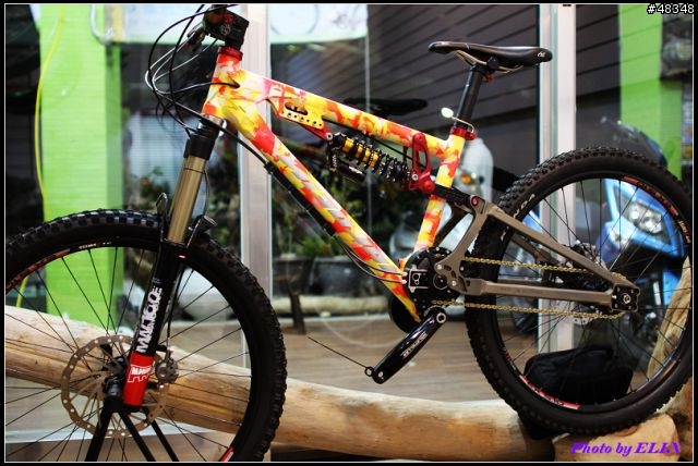 分享世界頂級登山車"NICOLAI TFR(迷彩客製-全台唯一)"