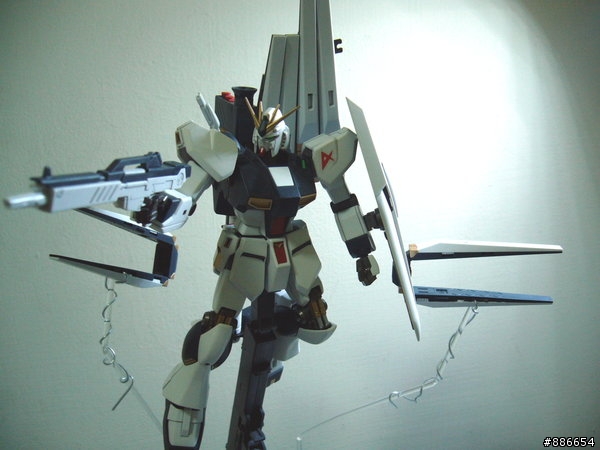 [分享] HGUC NU鋼彈半素組作品!!