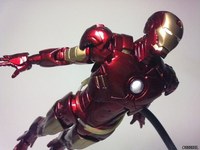 打造8吋的hot toys - MARVEL Select IRONMAN Mark IV
