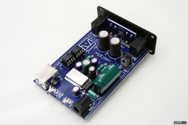 [開箱] KECES mDA-153 USB DAC/耳機擴大機