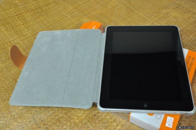 [分享]iPad保護套-Macally bookstand~