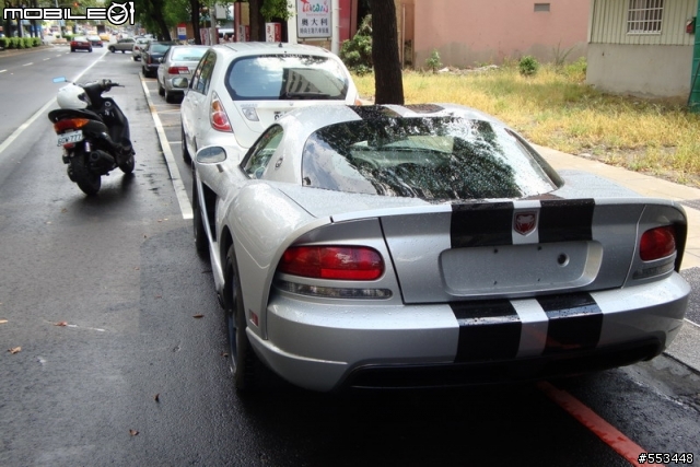 [台中街拍]道奇大蛇號 VIPER SRT-10