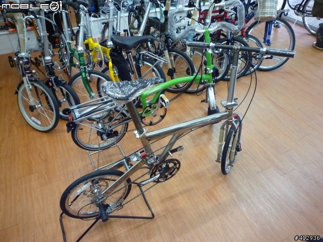[開箱] BROMPTON Titanium 2010年式 蘋果綠 客製P把鈦布! 鈦布vs鈦鳥大比拼~