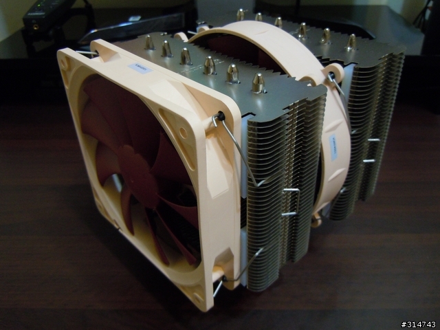 [開箱分享]貓頭鷹Noctua NH-D14塔式散熱器