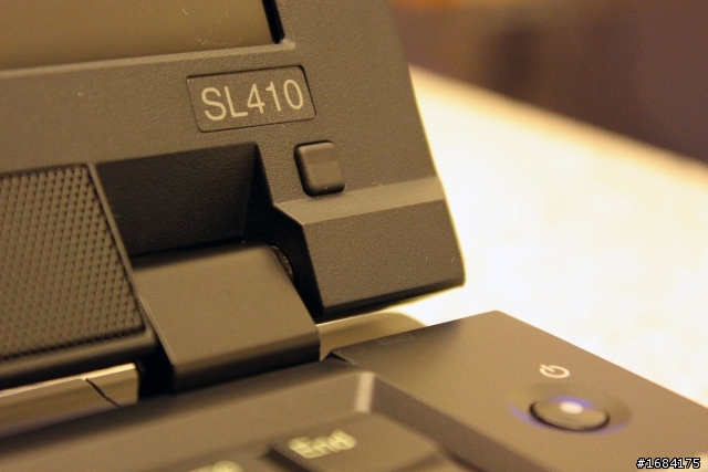 [開箱囉] LENOVO SL410 優秀血統,穩定好用!!
