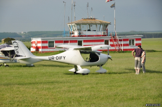 D90/sigma 18-200游烏克蘭