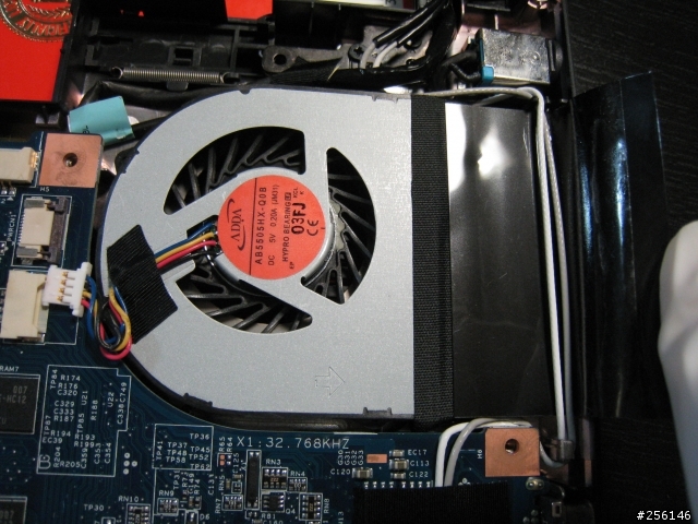 [拆機+測試] ACER 3820TG i7 再升級 (SSD+散熱膏)