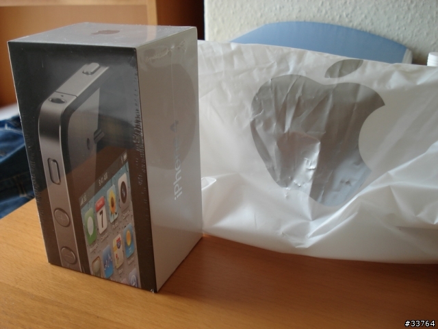 UK Unlock Iphone 4 - 16G & 32G 英國機無鎖板