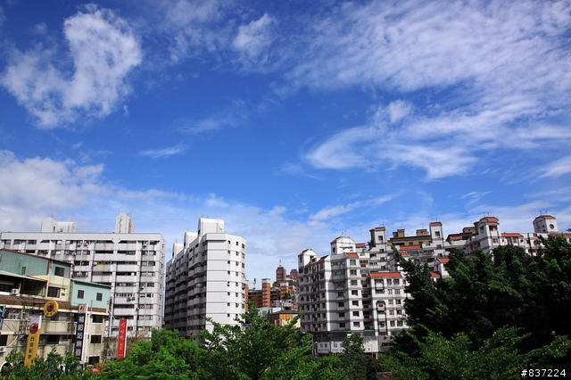 [開箱] Sigma 17-50mm F2.8 EX DC OS HSM 簡易開箱