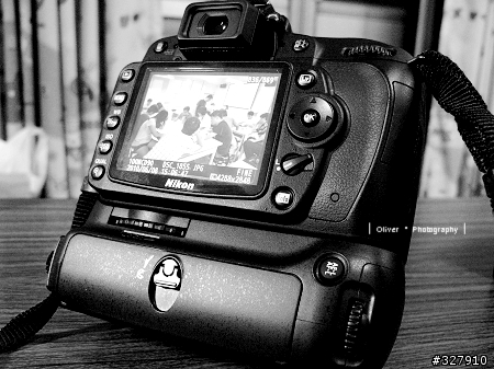 【分享】MK-D90 垂直把手 + DK-21M