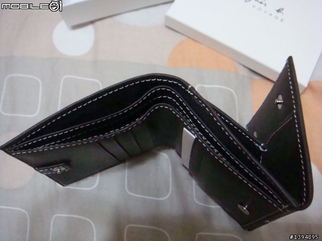 [分享]agnes b. 蜥蜴logo車線短夾