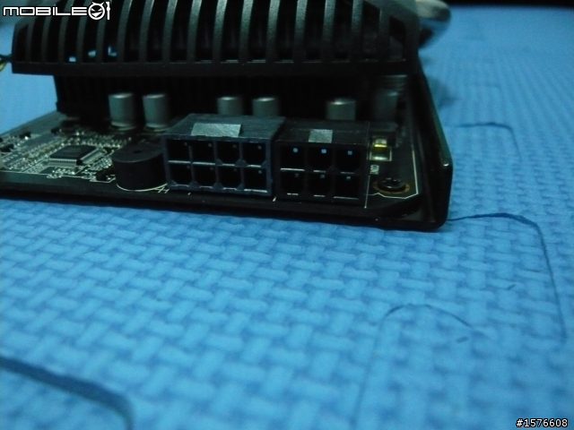ASUS 5850 Direct CU/TOP開箱測試