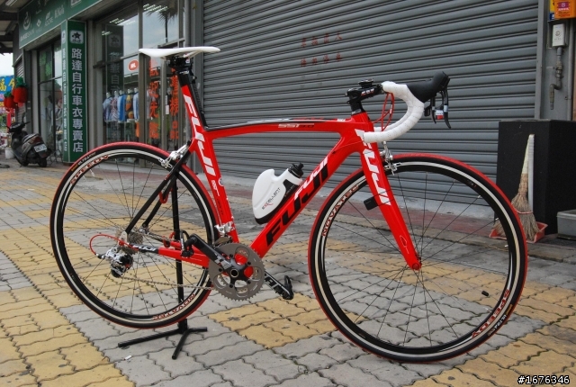 [開箱文 ]  公路車新手 入手  FUJI  SST 3.0