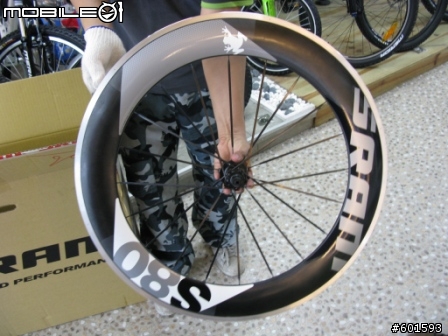 [開箱]魔輪首部曲 青蛙現身