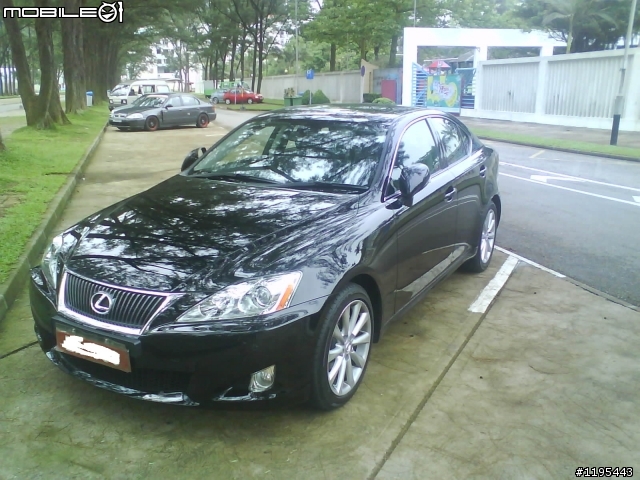 終於加入LEXUS的大家庭囉!!!