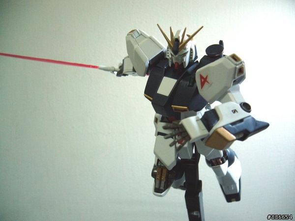 [分享] HGUC NU鋼彈半素組作品!!