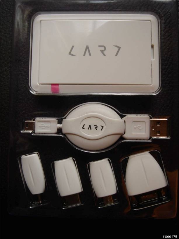 意外發現的好東西!! 隨身充電器,可以充iphone喔!!