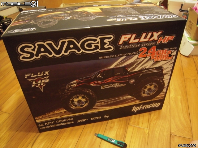 [開箱]HPI 1/8 Savage Flux HP 無刷野人大腳2.4G