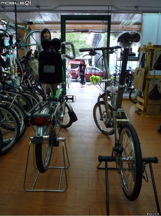 [開箱] BROMPTON Titanium 2010年式 蘋果綠 客製P把鈦布! 鈦布vs鈦鳥大比拼~