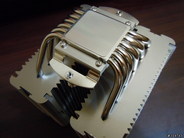 [開箱分享]貓頭鷹Noctua NH-D14塔式散熱器