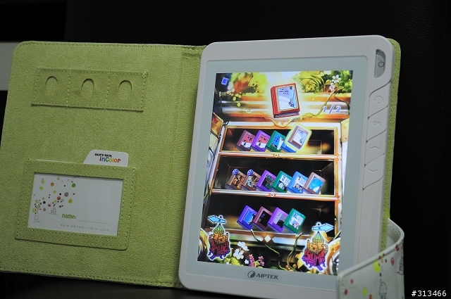 [開箱]天瀚彩色電子童書Story Book inColor