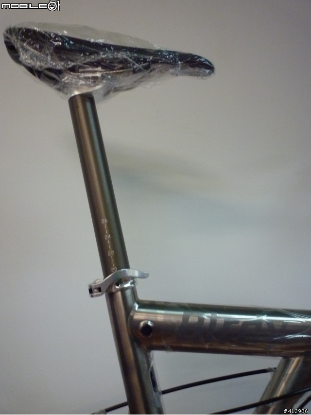 [開箱] BROMPTON Titanium 2010年式 蘋果綠 客製P把鈦布! 鈦布vs鈦鳥大比拼~