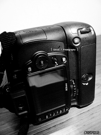 【分享】MK-D90 垂直把手 + DK-21M
