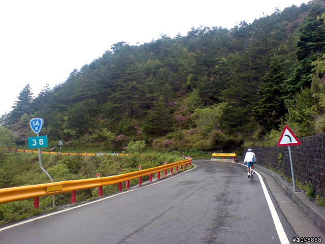 (天祥武嶺風景,車友照片)hahahe 2010太魯閣百登挑戰賽