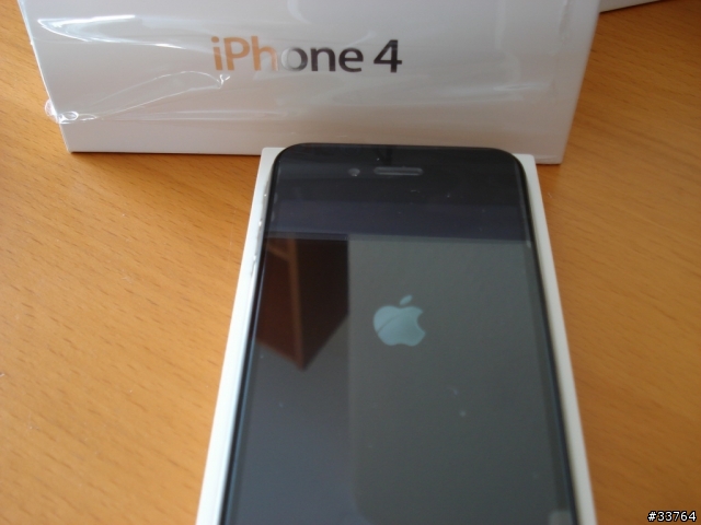 UK Unlock Iphone 4 - 16G & 32G 英國機無鎖板