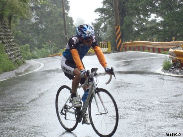 2010「HAHAHE系列」太魯閣單車百登挑戰賽照片分享----主題