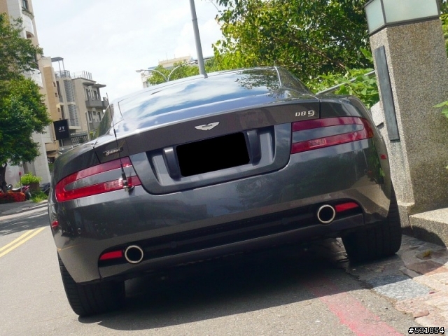 台南 - Aston Martin DB9