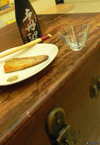 一壺清酒..一片鯖魚..一場好球～